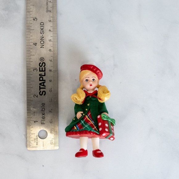 ✔️ Add-on $5 ✔️ Hallmark 2011 Yuletide Shopper Madame Alexander Series #16 - Picture 6 of 7